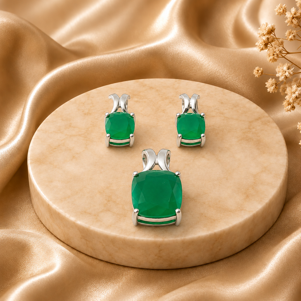 Green Onyx Gemstone Pendant & Earrings Set