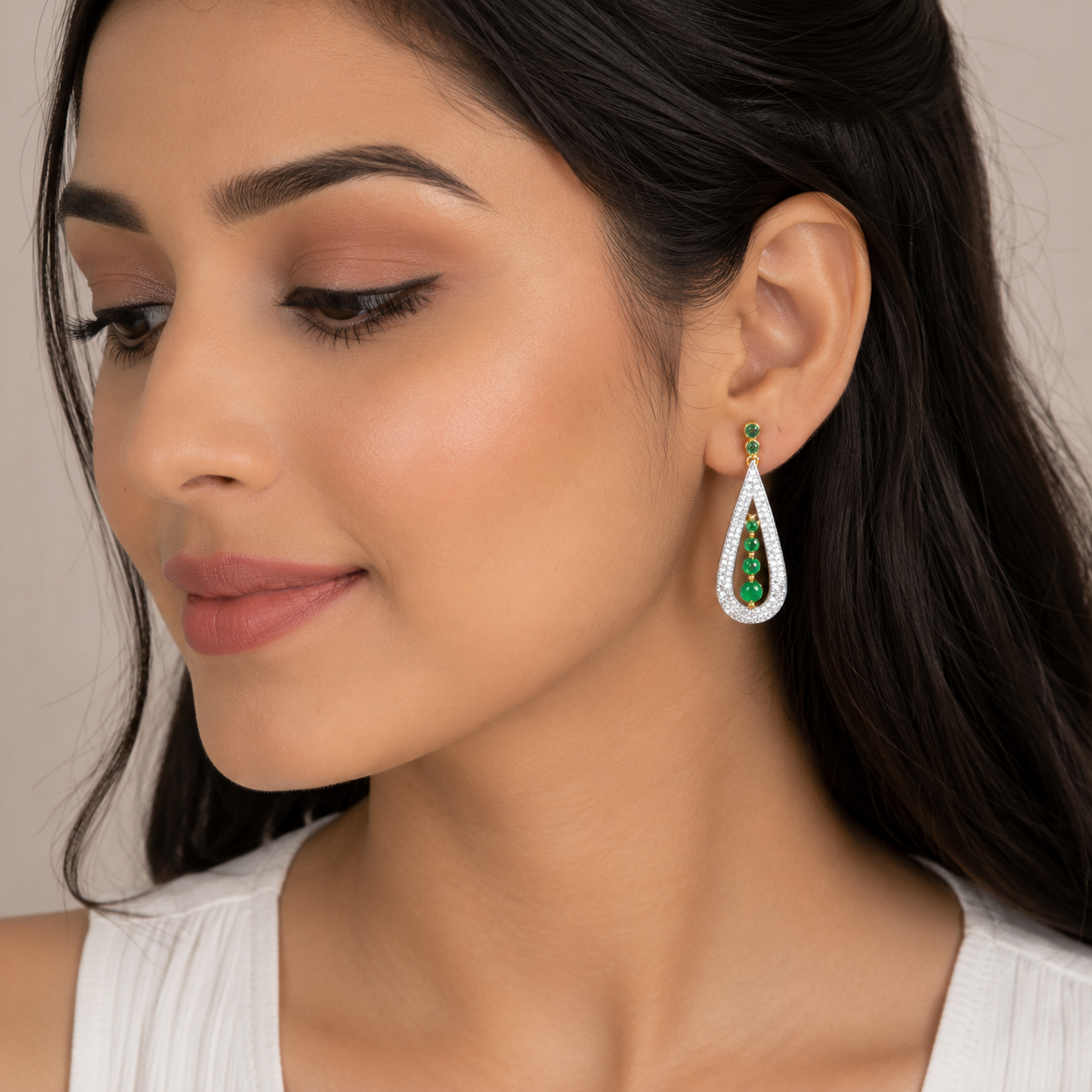18K Gold Emerald Diamond Drop Earrings