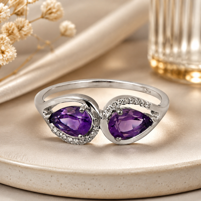 10K Gold Natural Amethyst & Diamond Ring
