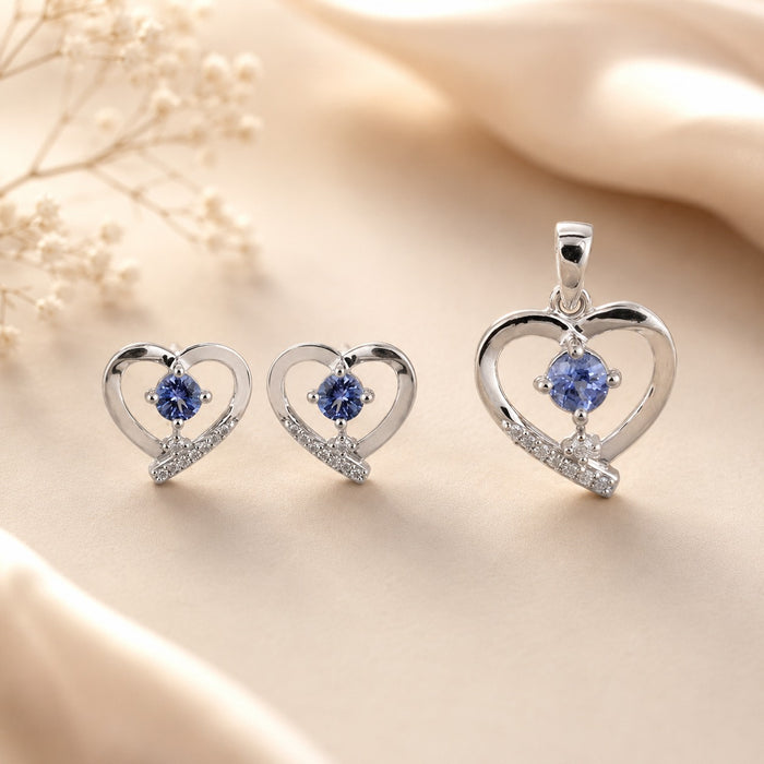 Elegant heart-shaped jewelry set