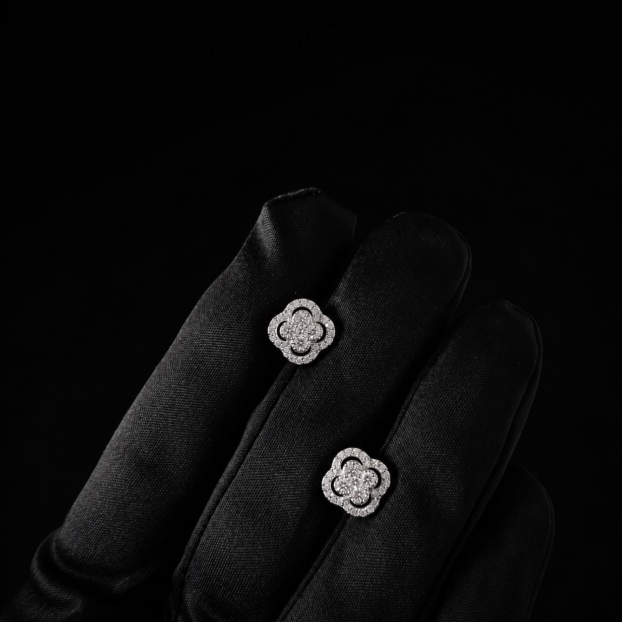 Moissanite Geometrical Silver Ear Stud