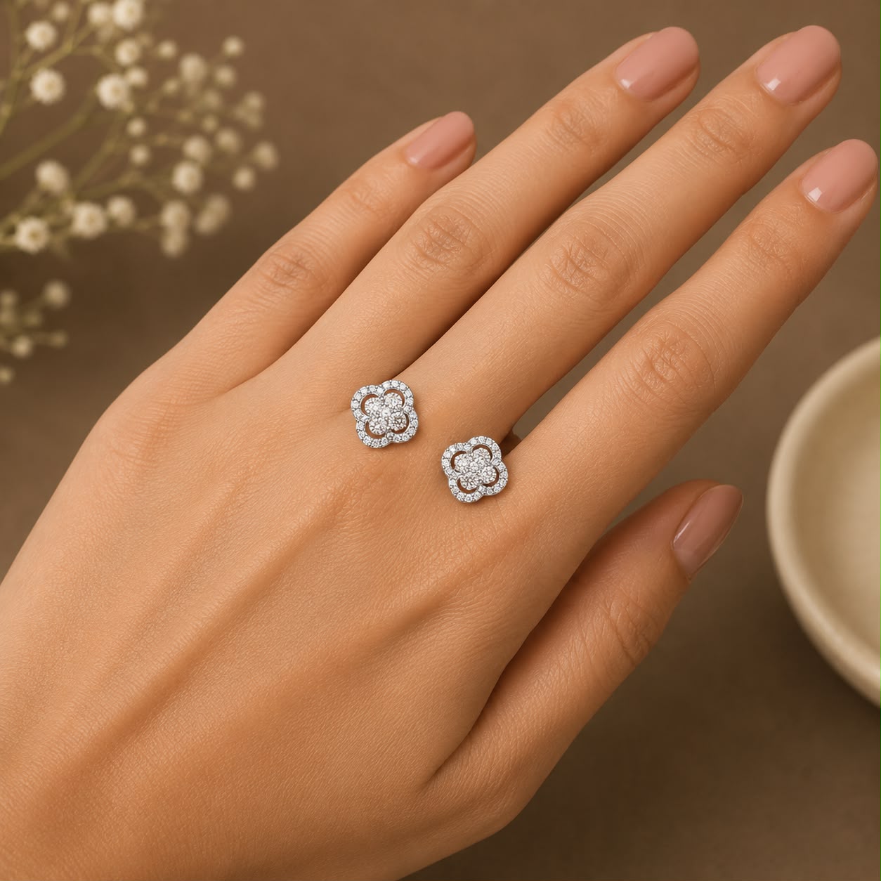 Moissanite Geometrical Silver Ear Stud